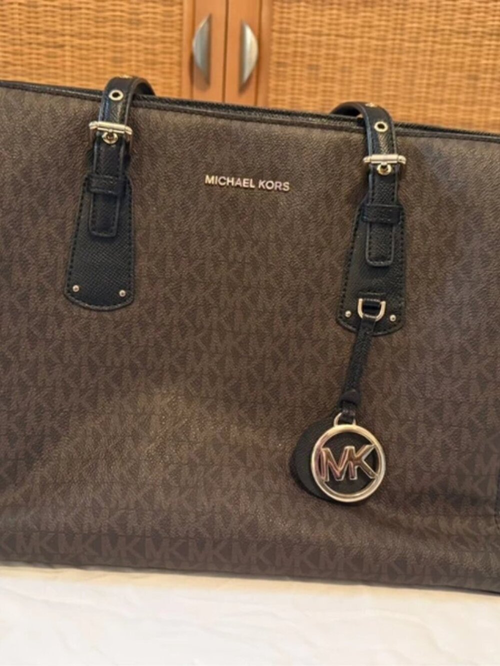 Michael Kors Voyager Medium Tote - Brown/Black (Read Description)